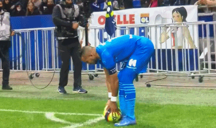 英媒：桑乔等4人将在曼联一线队回归后被下放至U21更衣室