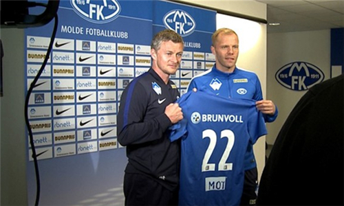 深圳队艰难逼平强敌（深圳队苦战战平劲旅）