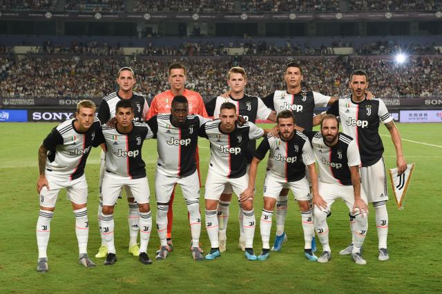 博主：内马尔膝伤手术将由曾效力海港的爱德华多医生主刀（博主称：内马尔膝伤手术将由前海港队医爱德华多主刀）