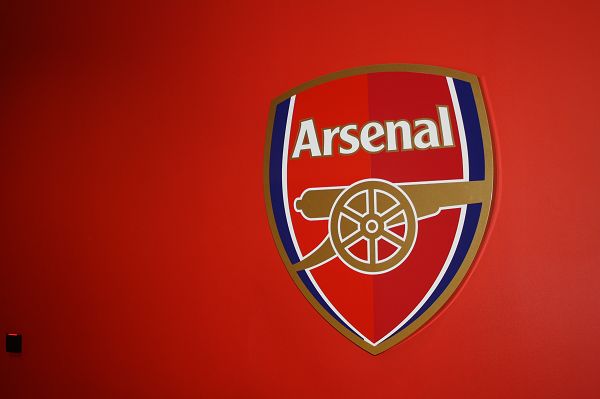 防守强度一上来整个比赛变了（防守升级，比赛面貌立刻改观）