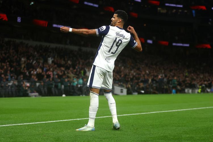 加图索在看台观战？巴尔泰萨吉：我很高兴，但我不关注这些事（加图索疑现身看台，巴尔泰萨吉：我很高兴，但不予置评）