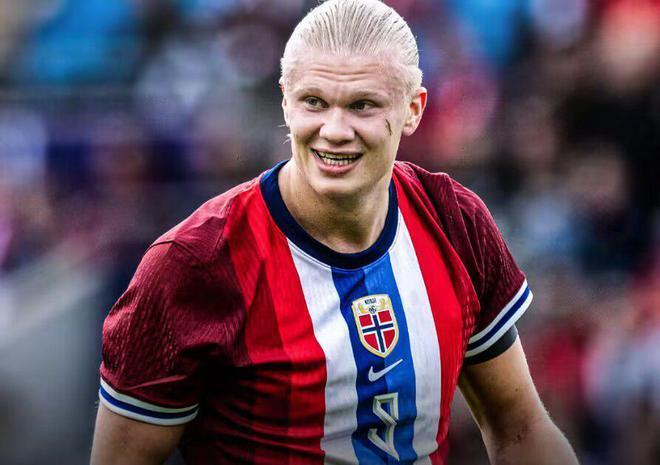 记者：老弗爷不会让维尼修斯离队，正常的话很快就会宣布续约（记者：老弗爷坚决不放维尼修斯，续约或将很快官宣）