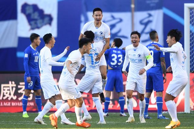 🎮DK 2-1 T1：Keria绝活巴德统治全场，T1扳回一城（🎮DK 2-1暂领先T1：Keria祭出招牌巴德主宰战局，T1扳回一城）