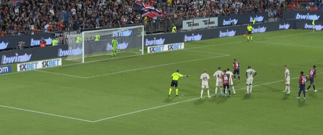 雷速西甲评选：双响+读秒绝杀，黄潜新星莫里罗当选第14轮MVP（雷速评西甲：黄潜新星莫里罗梅开二度读秒绝杀，荣膺第14轮MVP）