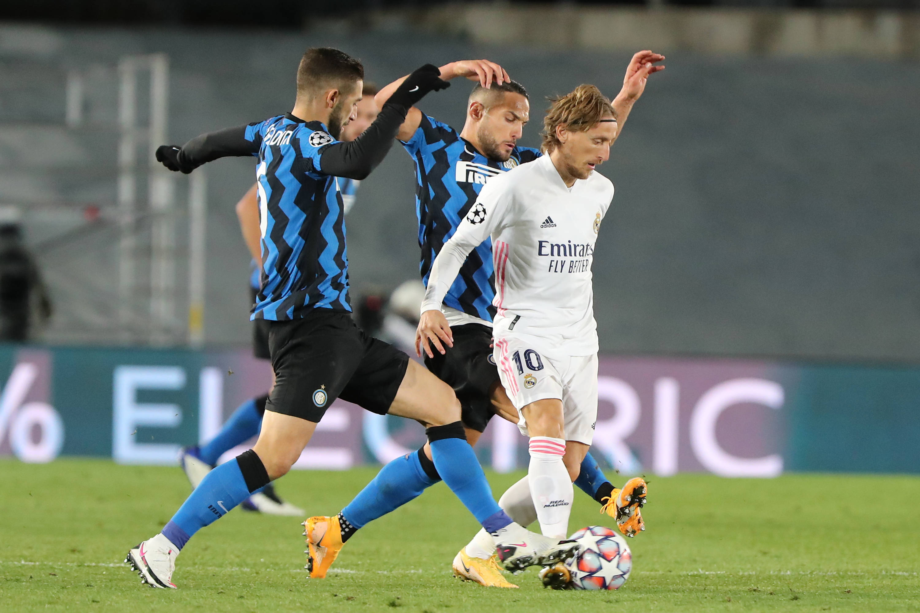 冠军体质，若日尼奥加盟弗拉门戈半赛季即夺得两项重要锦标（自带冠军光环，若日尼奥加盟弗拉门戈半季即揽两项重磅锦标）