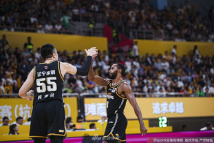 巧了，恰尔汗奥卢上次和这次罚丢点球都在意甲第12轮第74分钟（同轮同分钟！恰尔汗奥卢两次点球不进都在意甲第12轮第74分钟）