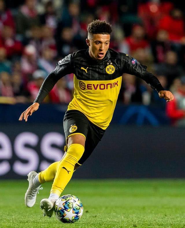 布兰登·威廉姆斯成奇兵，追平赛季最高得分，独行侠战胜火箭（布兰登·威廉姆斯化身奇兵，追平赛季得分纪录，独行侠力克火箭）