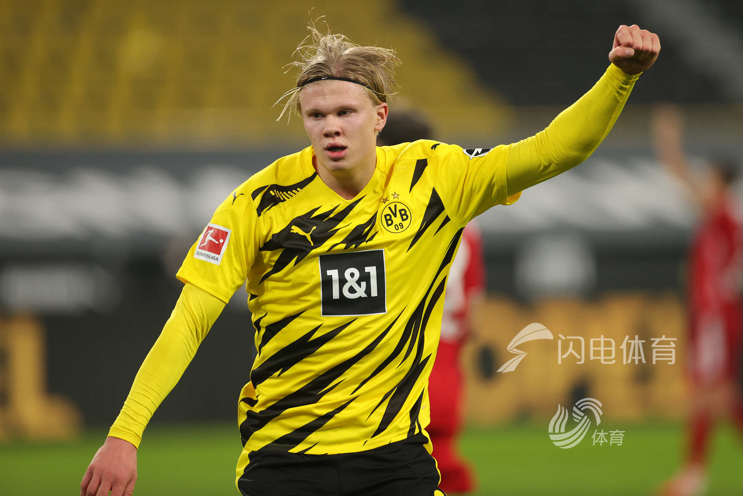 官方：诺丁汉森林第25、26轮比赛改期，对手利兹联与狼队（官方消息：诺丁汉森林25、26轮赛程调整，将对阵利兹联与狼队）