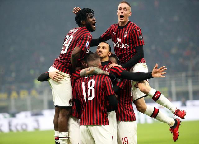 孔帕尼年终信致信球迷：2025凯恩圆梦，2026保持活力（孔帕尼年末寄语球迷：2025凯恩圆梦，2026延续活力）